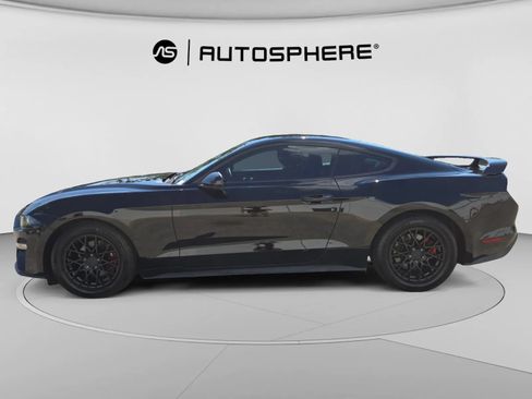 Used 2019 Ford Mustang Coupe RWD image 4