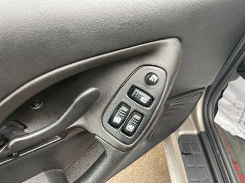 Used 2002 Chevrolet Camaro Z28 w/ SS Performance/Appearance Pkg RWD image 21