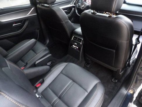 Used 2024 MAZDA CX-90 Plug-In Hybrid w/ Premium Pkg image 28