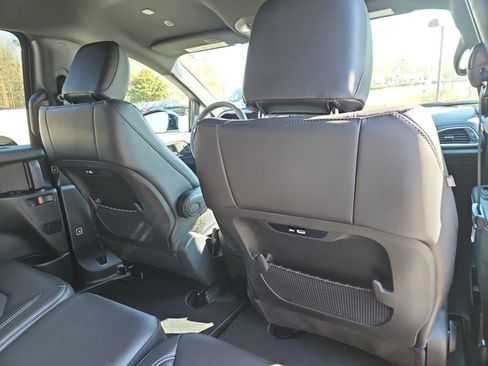 New 2026 Chrysler Pacifica Select image 18