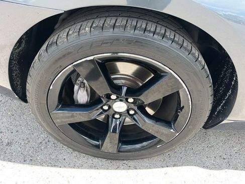 Used 2010 Chevrolet Camaro SS RWD image 19