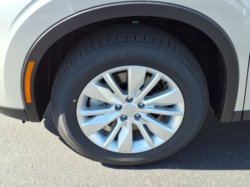 New 2026 Mitsubishi Outlander ES image 10