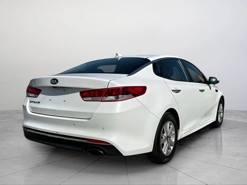 Used 2018 Kia Optima LX FWD image 4