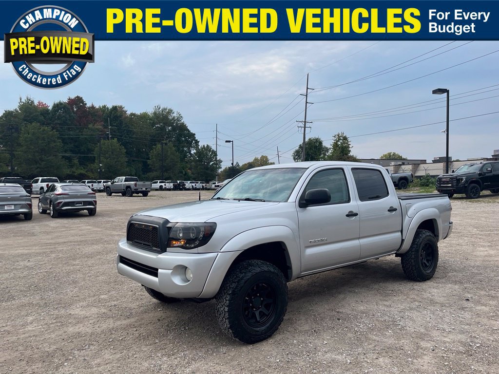 Used 2010 Toyota Tacoma 4x4 Double Cab image 1