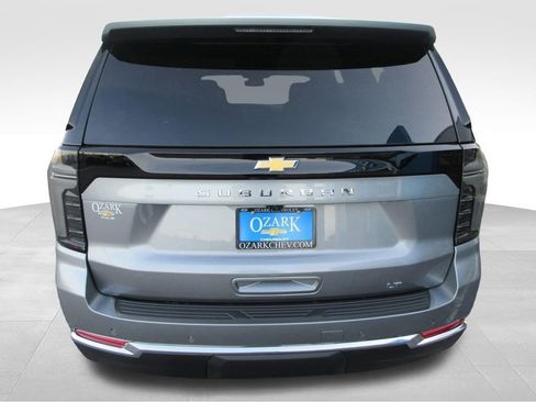 New 2026 Chevrolet Suburban LT w/ Comfort Package image 5