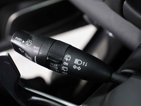 Used 2017 Maserati Levante S image 30