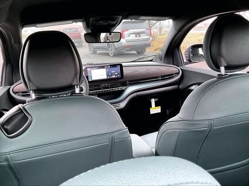 New 2025 FIAT 500 e image 12