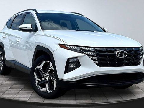 Used 2024 Hyundai Tucson SEL w/ Convenience Package FWD image 3