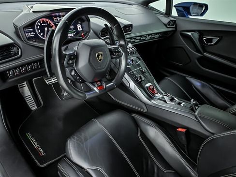 Used 2015 Lamborghini Huracan LP 610-4 AWD/4WD image 18