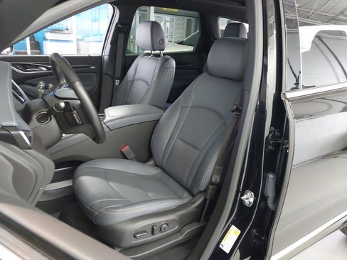 Used 2024 Buick Enclave Essence w/ Experience Buick Package image 23