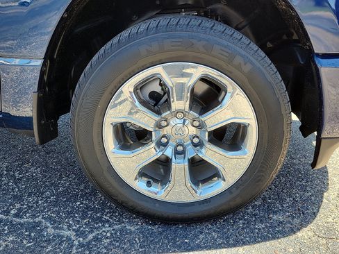 Used 2024 RAM 1500 Lone Star image 6