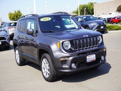 Used 2019 Jeep Renegade Latitude w/ Trailer Tow Group