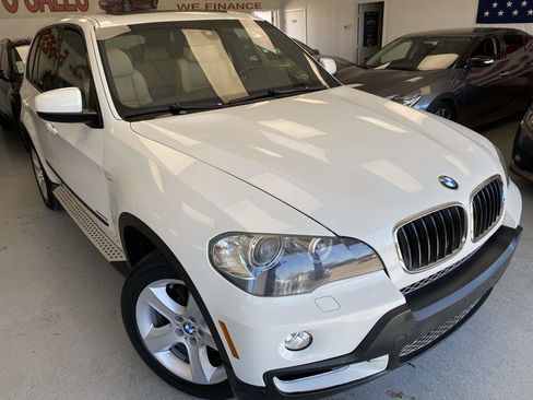 Used 2010 BMW X5 xDrive30i image 5