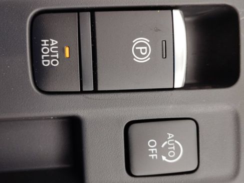 New 2026 Nissan Pathfinder SV w/ SV Premium Package FWD image 24