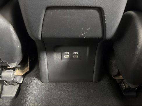 Used 2023 Toyota Prius LE image 27