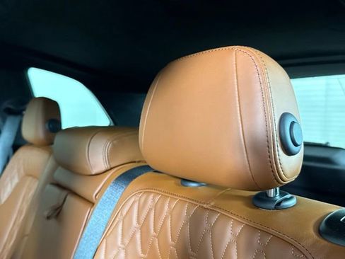 Used 2023 BMW X5 xDrive40i w/ Executive Package image 21