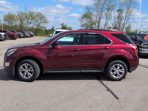 Used 2017 Chevrolet Equinox LT w/ Convenience Package FWD image 2