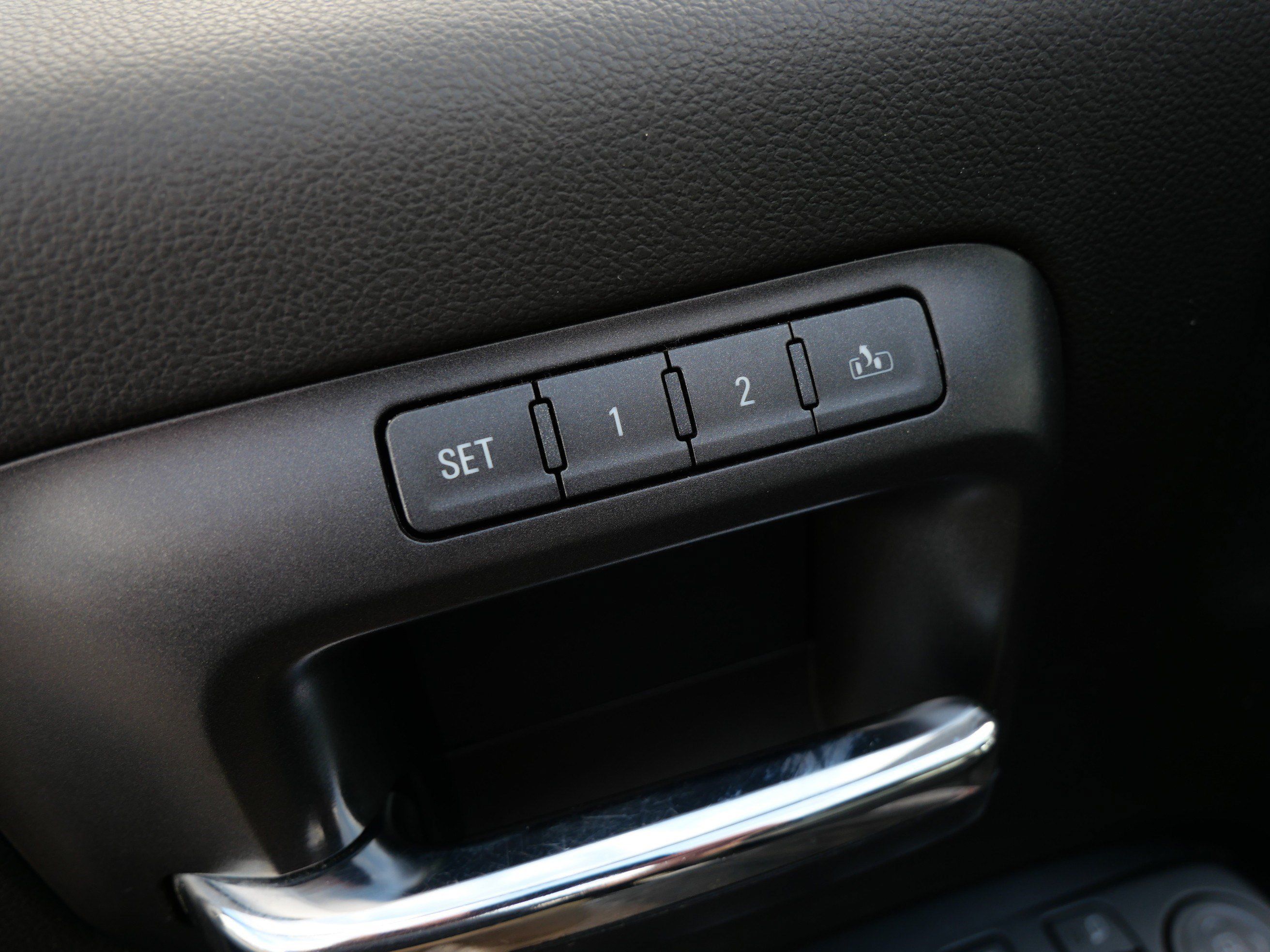 Used 2019 Chevrolet Silverado 3500 LTZ w/ LTZ Plus Package AWD/4WD image 23
