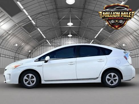 Used 2013 Toyota Prius Two FWD image 8