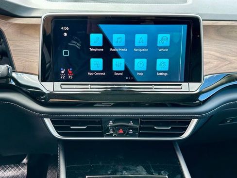 New 2026 Volkswagen Atlas SE AWD/4WD image 24