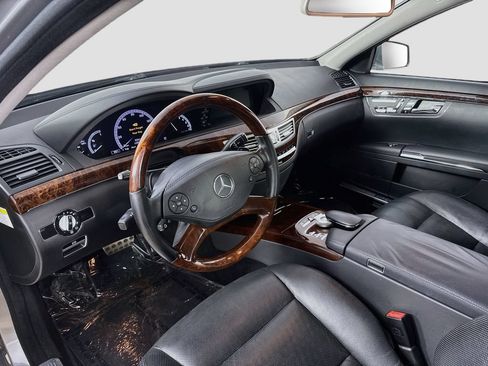 Used 2013 Mercedes-Benz S 550 4MATIC image 10