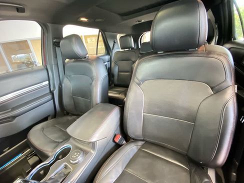 Used 2016 Ford Explorer Sport w/ Equipment Group 401A AWD/4WD image 14