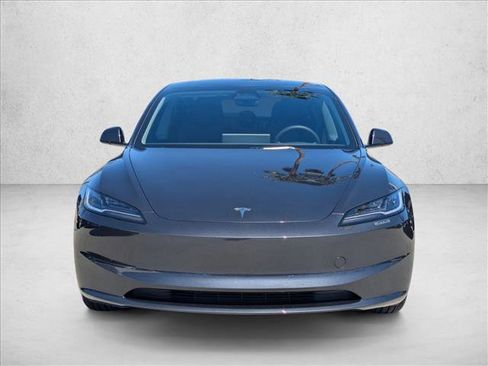 Used 2025 Tesla Model 3 Long Range RWD image 2
