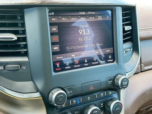 Used 2019 RAM 1500 Laramie image 14