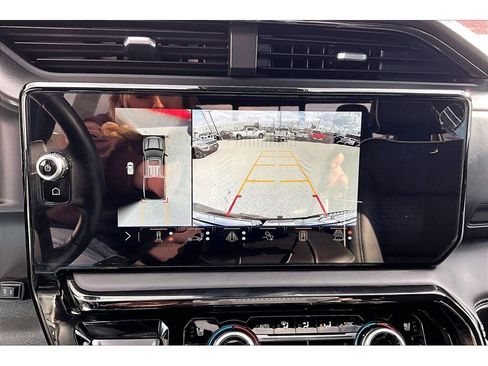 Used 2024 GMC Sierra 1500 AT4X image 24