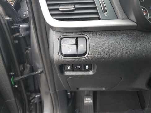 Certified 2020 Kia Optima LX image 24