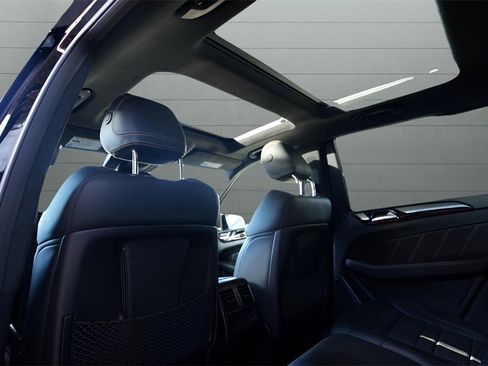 Used 2019 Mercedes-Benz GLE 63 AMG GLE 63 AMGﾮ w/ Premium 3 Package image 28