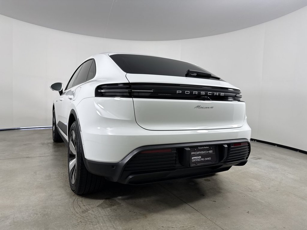 Certified 2025 Porsche Macan 4 Electric AWD/4WD image 19