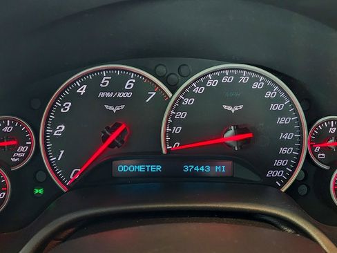 Used 2012 Chevrolet Corvette Grand Sport w/ 3LT Preferred Equipment Group RWD image 21