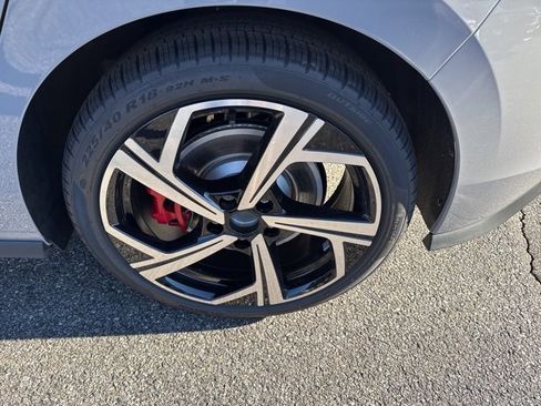 New 2026 Volkswagen GTI SE image 10