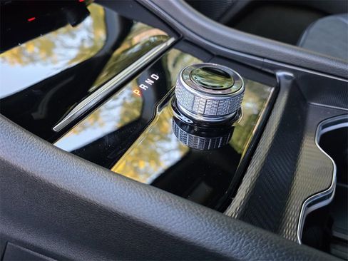 New 2025 Jeep Grand Cherokee Altitude image 23