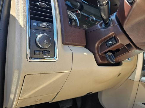 Used 2017 RAM 1500 Laramie w/ Convenience Group AWD/4WD image 21