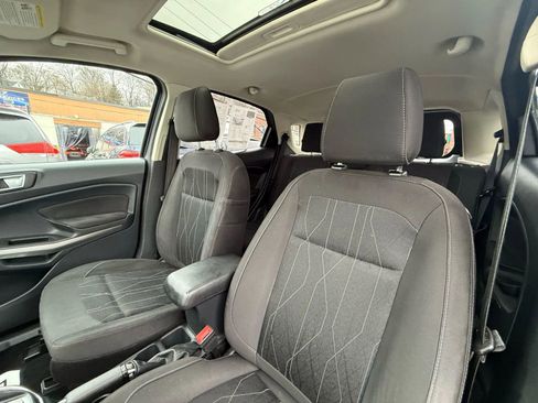 Used 2018 Ford EcoSport SE w/ SE Convenience Package image 21