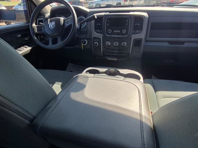 Used 2015 RAM 1500 ST w/ SXT Appearance Group AWD/4WD image 11