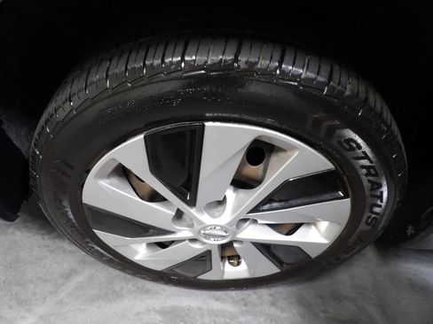 Used 2019 Nissan Sentra S w/ Exterior Package FWD image 20