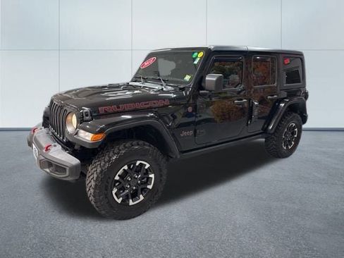 Used 2018 Jeep Wrangler Unlimited Rubicon image 2