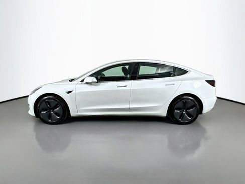 Used 2020 Tesla Model 3 Standard Range Plus RWD image 2