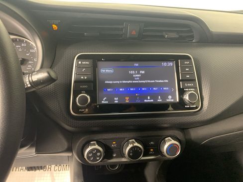 Used 2021 Nissan Kicks S FWD image 26