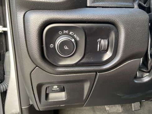 Used 2024 RAM 1500 Laramie image 48
