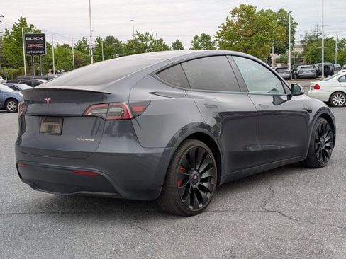 Used 2022 Tesla Model Y Performance AWD/4WD image 5