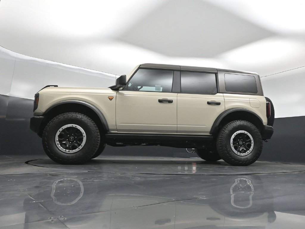 Used 2026 Ford Bronco Badlands AWD/4WD image 49