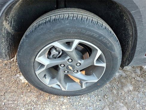 Certified 2025 Chevrolet Trax LT image 5