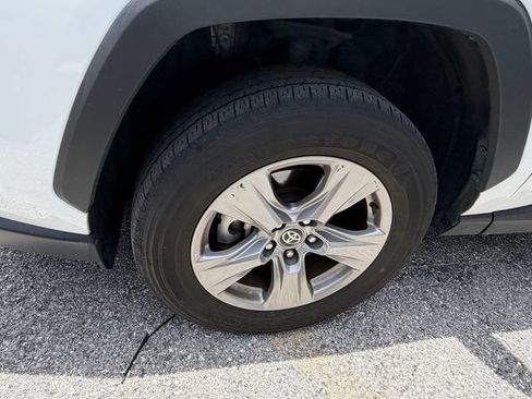 Certified 2025 Toyota RAV4 XLE AWD/4WD image 4