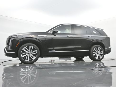 New 2026 Cadillac Vistiq Luxury image 16