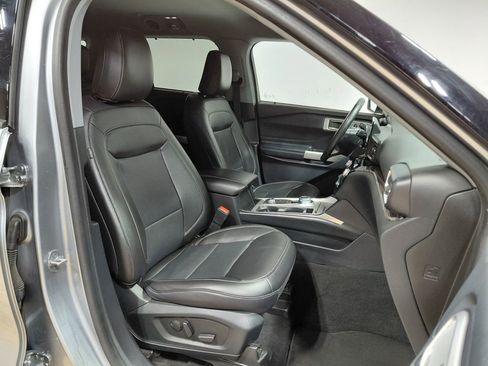 Certified 2022 Ford Explorer Limited AWD/4WD image 27