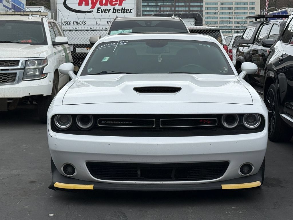 Used 2019 Dodge Challenger R/T RWD image 26
